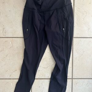 Lululemon Navy Blue Athletic Leggings with Zipper Pockets